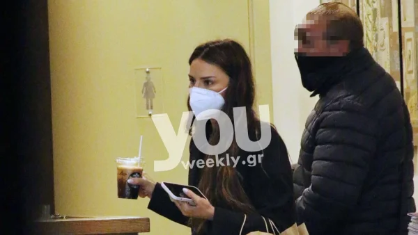 «Κάθε βδομάδα σ´ εκείνο το σταθμό, να περιμένω τη δική μου μανούλα...» - Η συγκινητική αποκάλυψη της Ελένης Τσολάκη για την τραγωδία στα Τέμπη