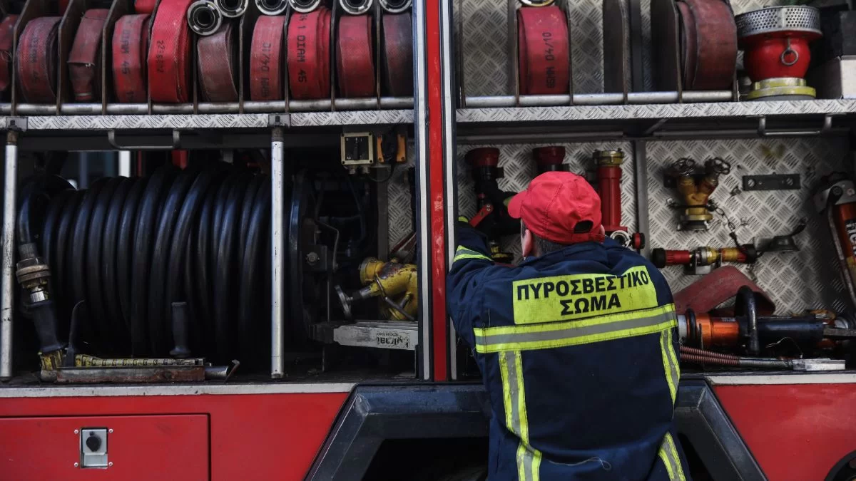 Μεγάλη πυρκαγιά στην Θήβα