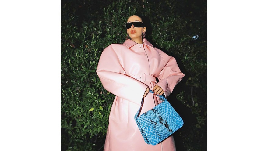 Αν το ροζ είναι το αγαπημένο σου χρώμα σου βρήκαμε ρούχα και αξεσουάρ που πρέπει να αγοράσεις τώρα!