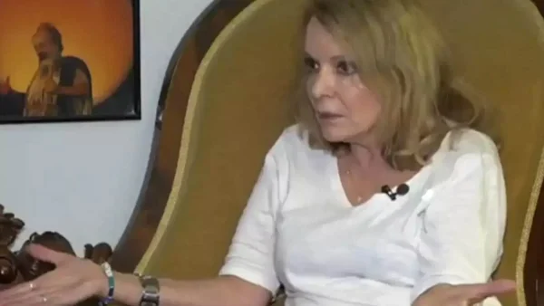 Γιούλη Ζήκου: «Με έριξε στο κρεβάτι και μου όρμησε» - "Καταγγελία" από την ηθοποιό για γνωστό παρουσιαστή