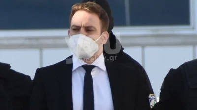 Γλυκά Νερά: Ραγδαίες εξελίξεις με τον Μπάμπη Αναγνωστόπουλο - Τι συνέβη μέσα στην δικαστική αίθουσα