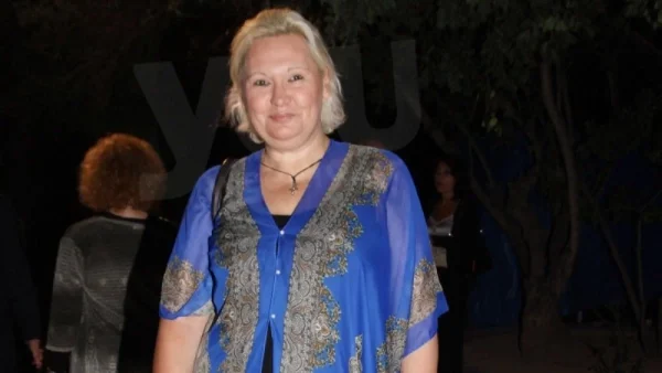 Στοιβαγμένα όλα για να χωρέσουν - Το δωμάτιο που ζει η Καίτη Φίνου μετά την οικονομική κατάρρευσή της