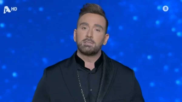 J2US: «Χειρουργήθηκε, είμαστε σοβαρά...» - ''Κομπιασμένος'' ο Κοκλώνης με την κατάσταση της υγείας της αδερφής του