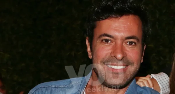 Αγνώριστος με μπότες και κρητική φορεσιά - Σημαιοφόρος ο Νίκος Παπαδάκης στην παρέλαση της 25η Μαρτίου