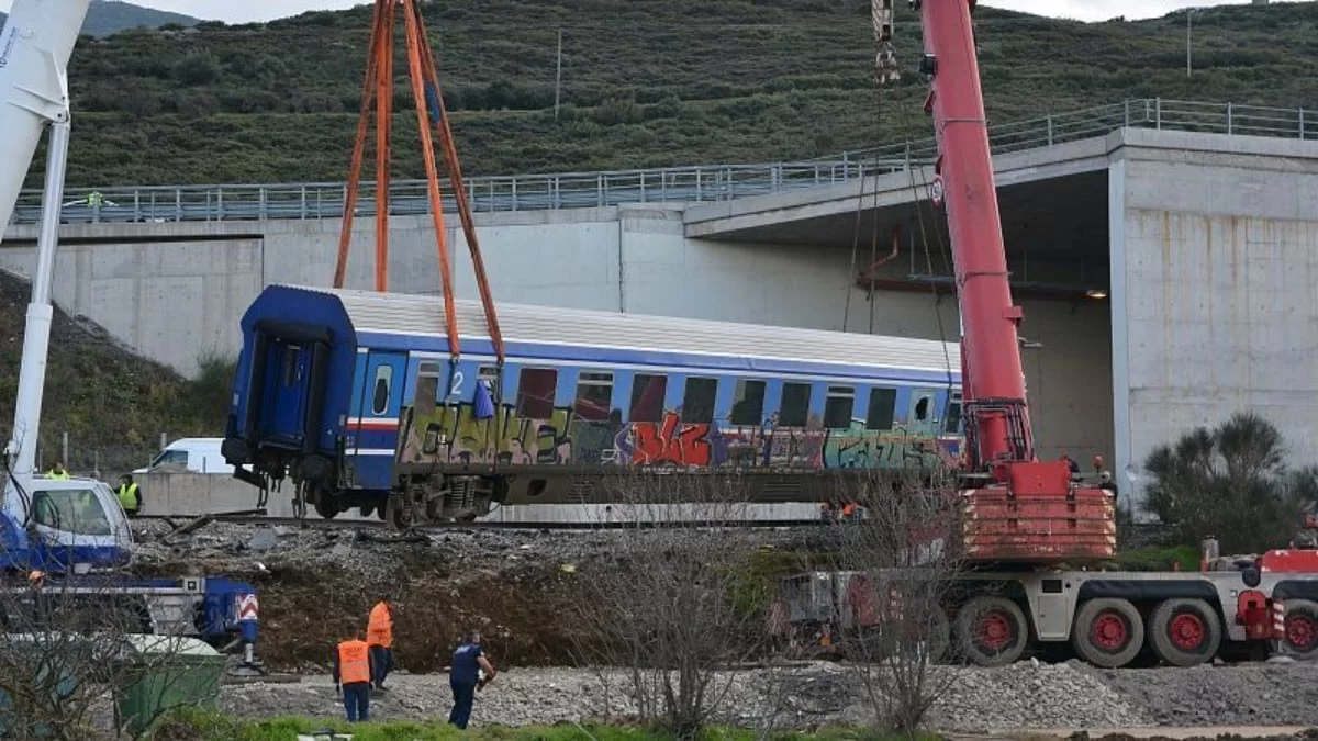 Άφησε το τρένο και πήγε να πάρει... - Ο πραγματικός λόγος που έφυγε ο δεύτερος σταθμάρχης από τα Τέμπη