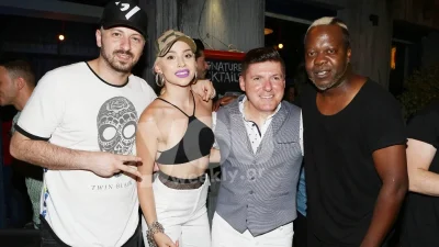 Περιμένει παιδί και το δημοσίευσε στο instagram - Ευχάριστα νέα για μέλος των Vegas