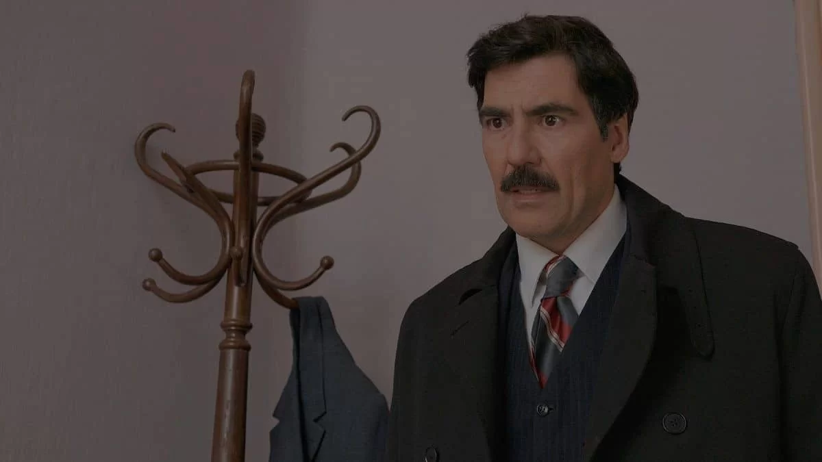 Ώρες αγωνίας στον Έρωτα Φυγά - Παθαίνουν δηλητηρίαση στη βάφτιση του Γιωργάκη!