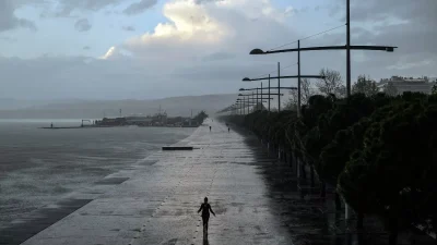 "Σκάει" νέο κύμα κακοκαιρίας: Έρχονται βροχές και καταιγίδες - Πόσο θα κρατήσουν