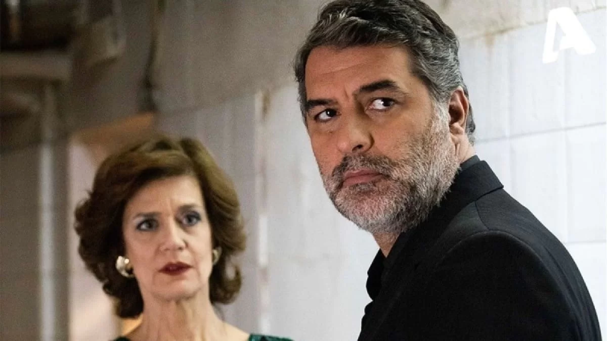 Αυτή η νύχτα μένει: Η πρόταση γάμου θα του βγει ξινή - Πάει να της αγοράσει δαχτυλίδι αλλά αντικρίζει την νεκρή πρώην του