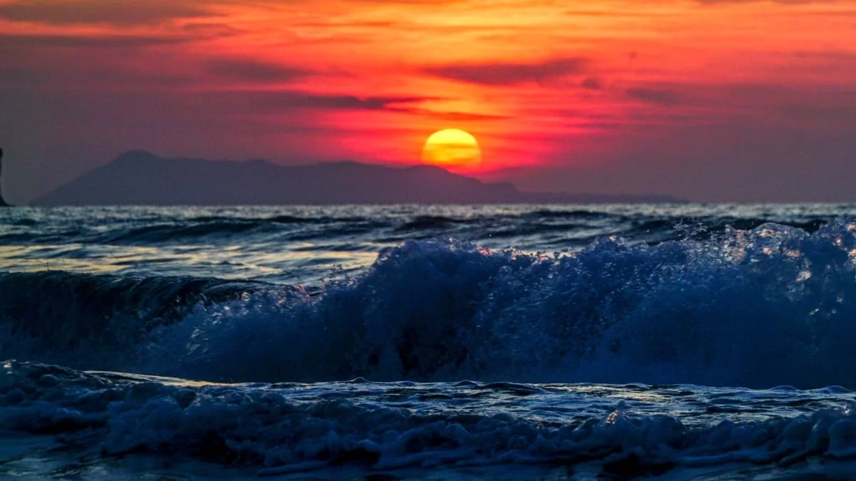 Γενικά αίθριος καιρός 13/4 σε όλη τη χώρα! Τις πρωινές ώρες στα δυτικά και... - Η πρόγνωση της ΕΜΥ