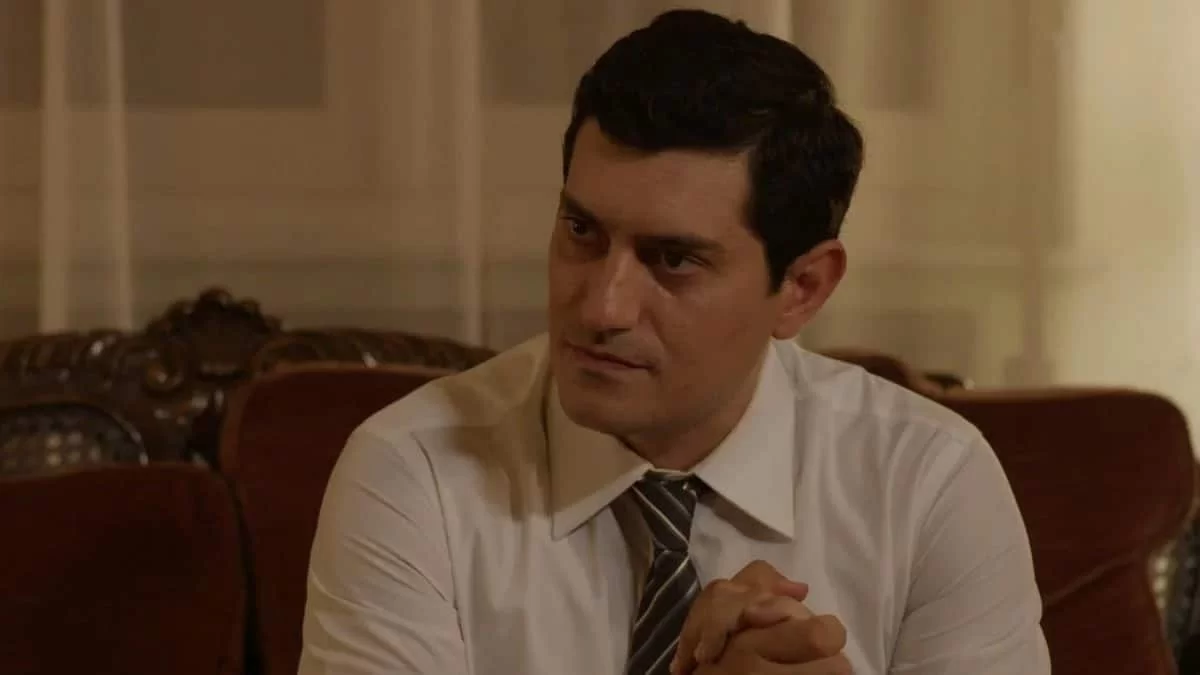 Ο Παράδεισος των κυριών (10/4): Καταπίνει μεγάλη ποσότητα χαπιών και αυτοκτονεί - Τον βρίσκουν αναίσθητο