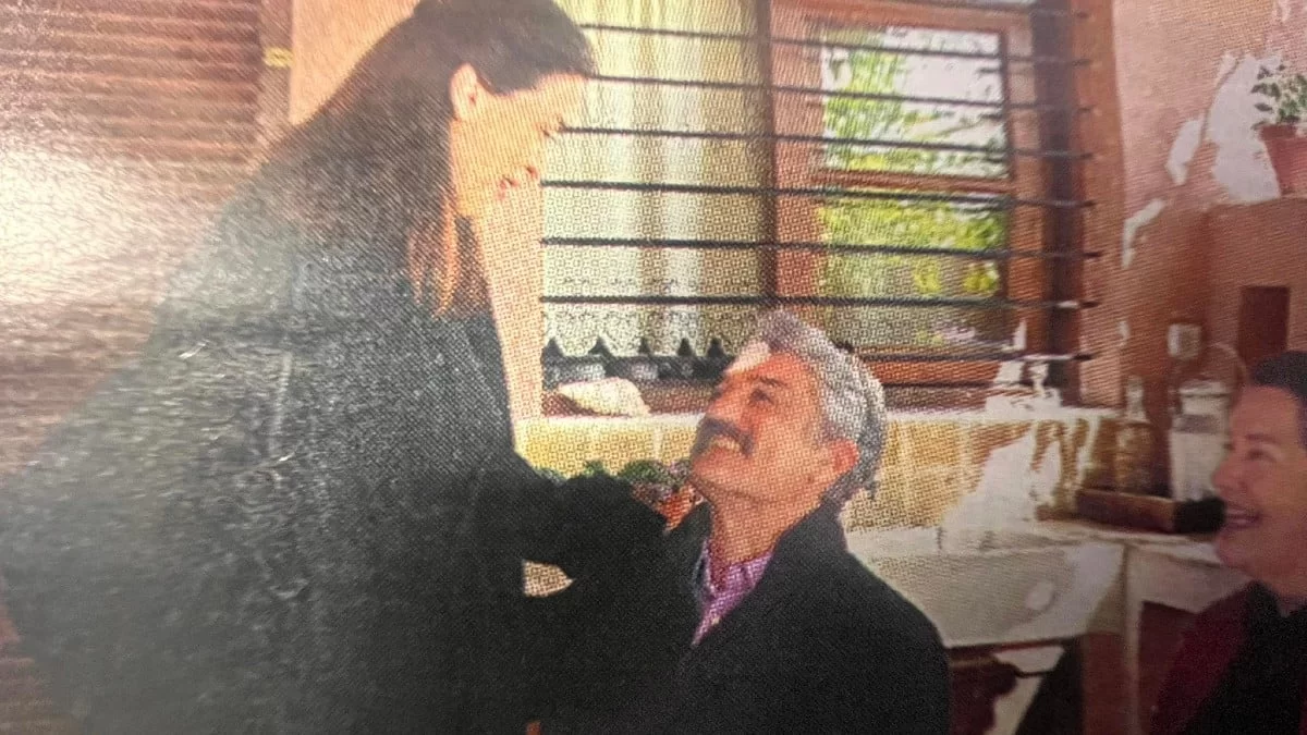 Σασμός: «Ποτέ να μη φύγεις από τούτονα το σπίτι» - Μεγάλο γλέντι στο χωριό για την επιστροφή του Αντώνη (Φωτογραφίες)