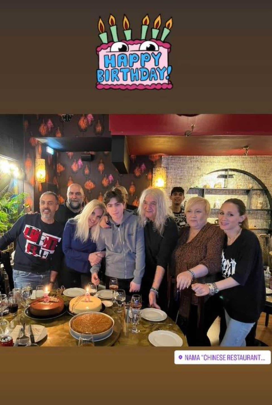 Αννίτα Πάνια Νίκος Καρβέλας γιος