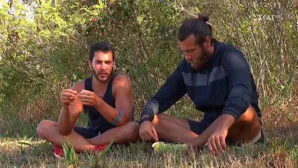 Survivor all star: «Ο Μαρτίκας είναι πίσω από όλα» - Όσα είπαν Ασημακόπουλος & Μπάρτζης κρυφά από την ομάδα
