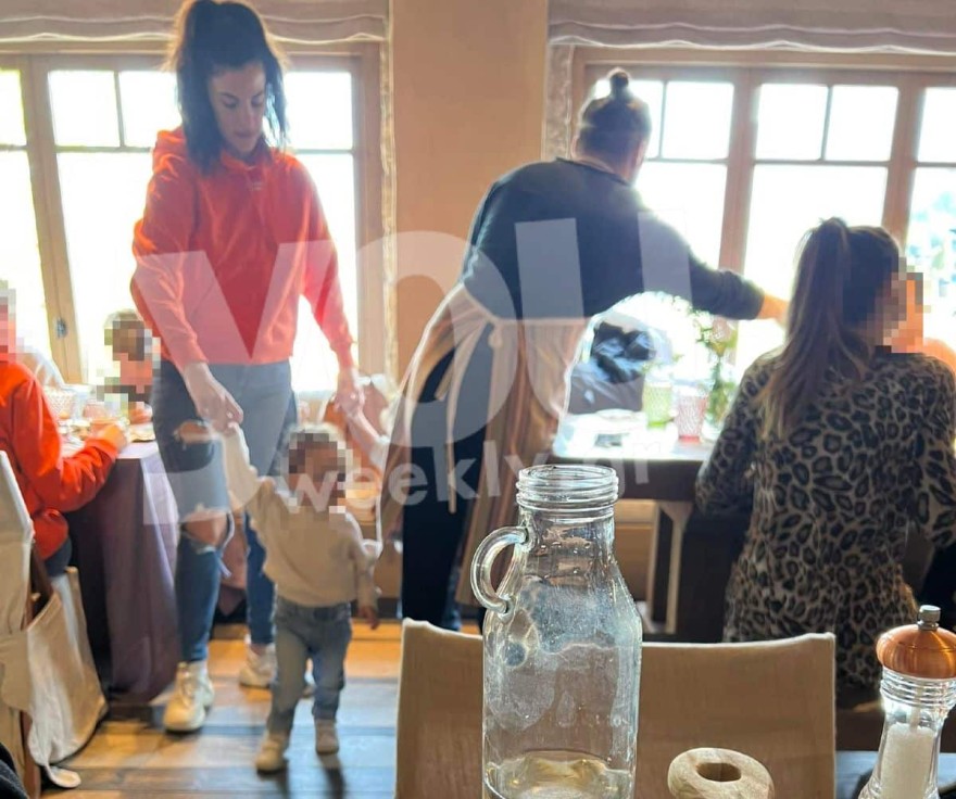 Σάκης Τανιμανίδης - Χριστίνα Μπόμπα: Διήμερο με τα παιδιά τους στο Σινεβρό - Αποκλειστικές φωτογραφίες