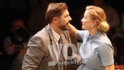 Έφυγαν μαζί από το θέατρο - Η πρώτη αντίδραση Δροσάκη & Μπουρδούμη μετά την ανακοίνωση του διαζυγίου τους (Bίντεο)