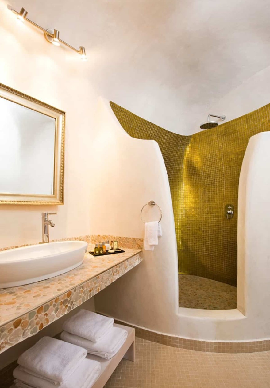 Σοϊλέδης Αντωνά ξενοδοχείο μπάνιο