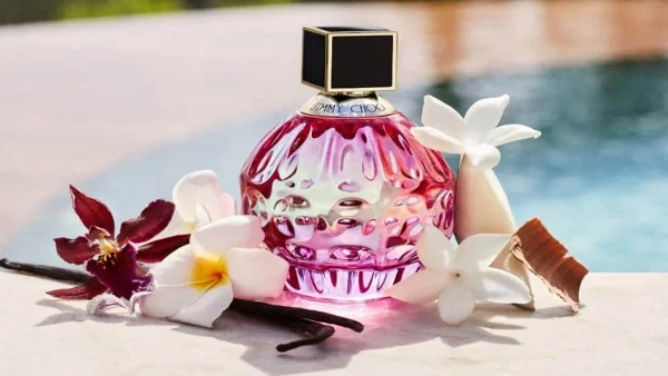 Ο Οίκος Jimmy Choo λανσάρει το Rose Passion