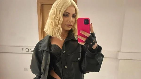 Ο έρωτας της πάει πολύ - Η μεγάλη αλλαγή που έκανε η Ζόζεφιν στα μαλλιά της