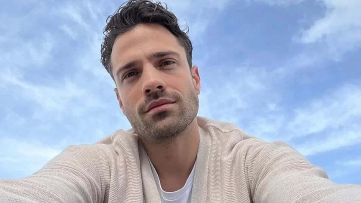 Ανάσταση με την σύντροφο του Αλεξάνδρα Νίκα στο Σικάγο - Το βίντεο του Κωνσταντίνου Αργυρού από την εκκλησία