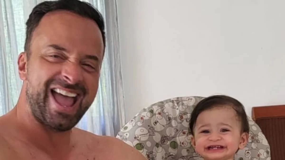 Ξεκαρδιστική φωτογραφία - Το ιδιαίτερο μέρος που κρύφτηκε η μικρή κόρη του Γιώργου Λιανού