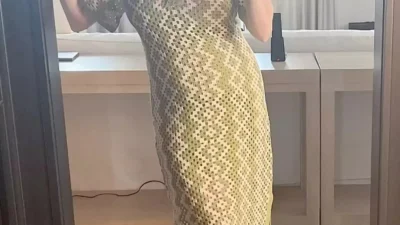 Ανακοίνωσε την εγκυμοσύνη της πριν λίγες εβδομάδες και τώρα δημοσίευσε την πρώτη φωτογραφία με φουσκωμένη κοιλιά