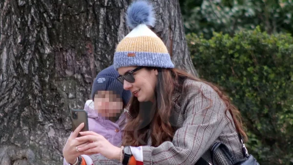 «Έχω φάει μπουνιές στο μάτι, κλωτσιές στο στήθος» - Η ανάρτηση της Νικολέττας Ράλλη για την κόρη της