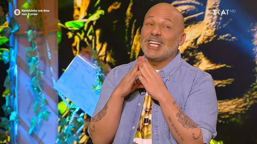 Νίκος Μουτσινάς