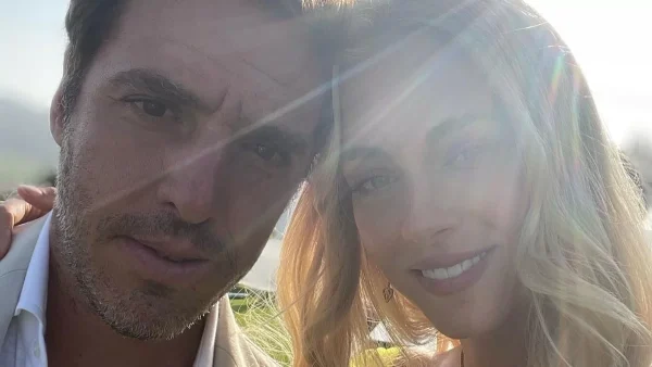 Δούκισσα Νομικού: Οι πρώτες φωτογραφίες από την βάφτιση των παιδιών της - Αυτές ήταν οι μπομπονιέρες