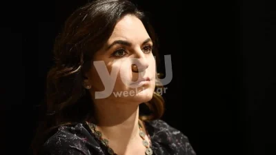 Όλγα Κεφαλογιάννη: Αγκαλιές και φιλιά στο γραφείο της - Αυτό είναι το βαφτιστήρι της που ήρθε από το Βέλγιο για να την δει