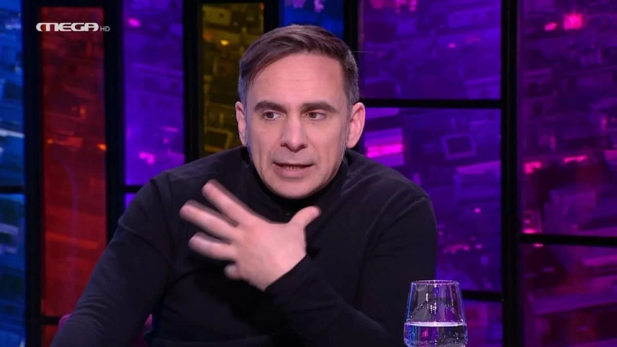 «Έπεσα με το κεφάλι, δημιουργήθηκε αιμάτωμα...» -Το πρόβλημα υγείας που αντιμετώπισε ο Παπασημακόπουλος ως παιδί