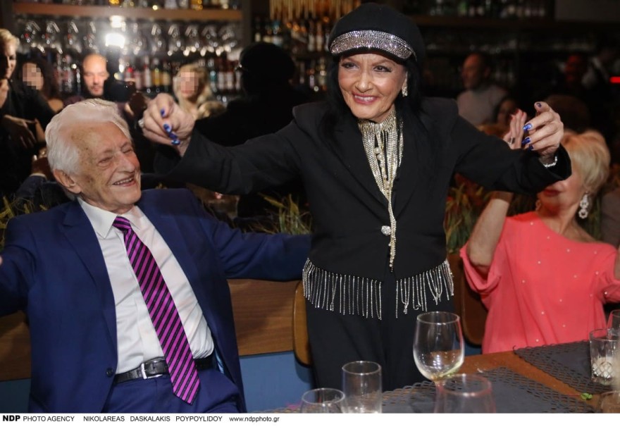 Η Σαπουντζάκη με τον σύζυγο της Πύρρο