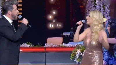 «Δεν ερχόταν καν στις πρόβες» - Η Ψυχαράκη ''άδειασε'' το Βαρθακούρη για τη συνεργασία τους στο J2US