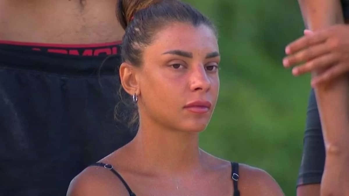 Survivor all star: «Το φελέκι μου μέσα» - Κατακραυγή στο twitter για τη στάση της Μαριαλένας Ρουμελιώτη