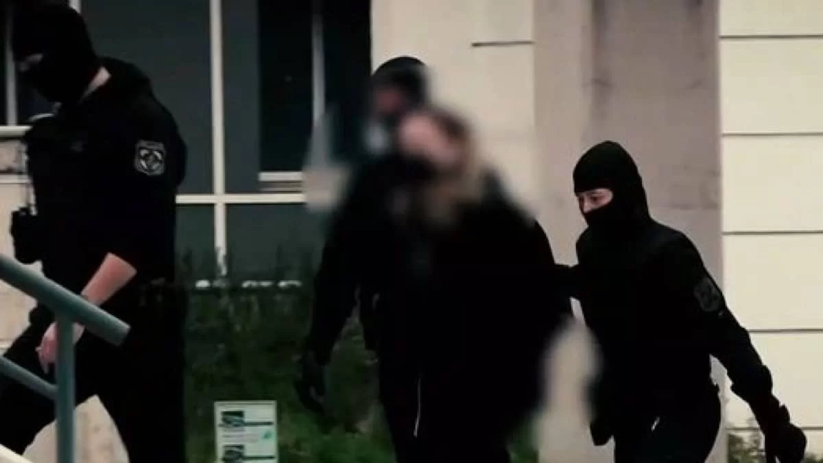 Πάτρα: «Όλα ήταν καλά μέχρι που ήρθε η μαμά της και...» - Κατάθεση "βόμβα" από την παιδίατρο της 9χρονης για το επεισόδιο που την άφησε παραπληγική