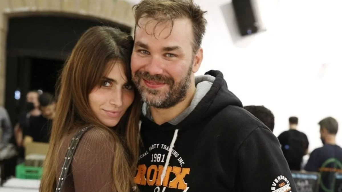 Τρελά ερωτευμένη η Ιωάννα Σαρρή - Οι ευχές της στον Γιώργο Σαμπάνη για την ονομαστική του εορτή 