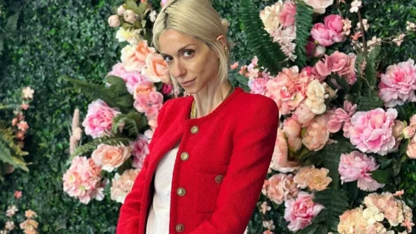 «Είμαι τρομακτικά καψούρα με τα παιδιά μου! Δυστυχώς...» - Η σπάνια εξομολόγηση της Σοφίας Καρβέλα για τους γιους της