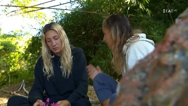 Survivor All Star: «Αυτός τελικά γυρνάει την μπιφτέκα» - Στέλλα και Ρία ξεμπρόστιασαν τον Μπάρτζη