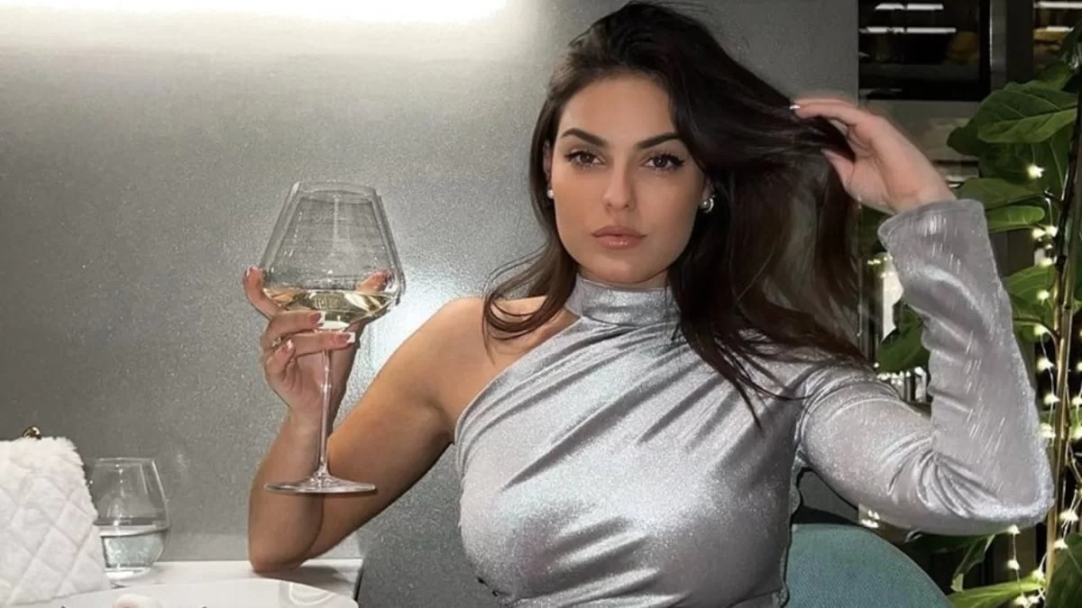 «Προτιμώ να μείνω μόνη μου παρά...» - Τα "καρφιά" της Βρισηίδας Ανδριώτου στο instagram