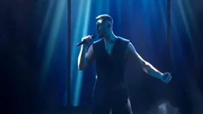 Eurovision 2023: Αποθεώθηκε ο Andrew Lambrou - "Πανικός" κάτω από τη σκηνή με ουρλιαχτά και χειροκροτήματα για την Κύπρο