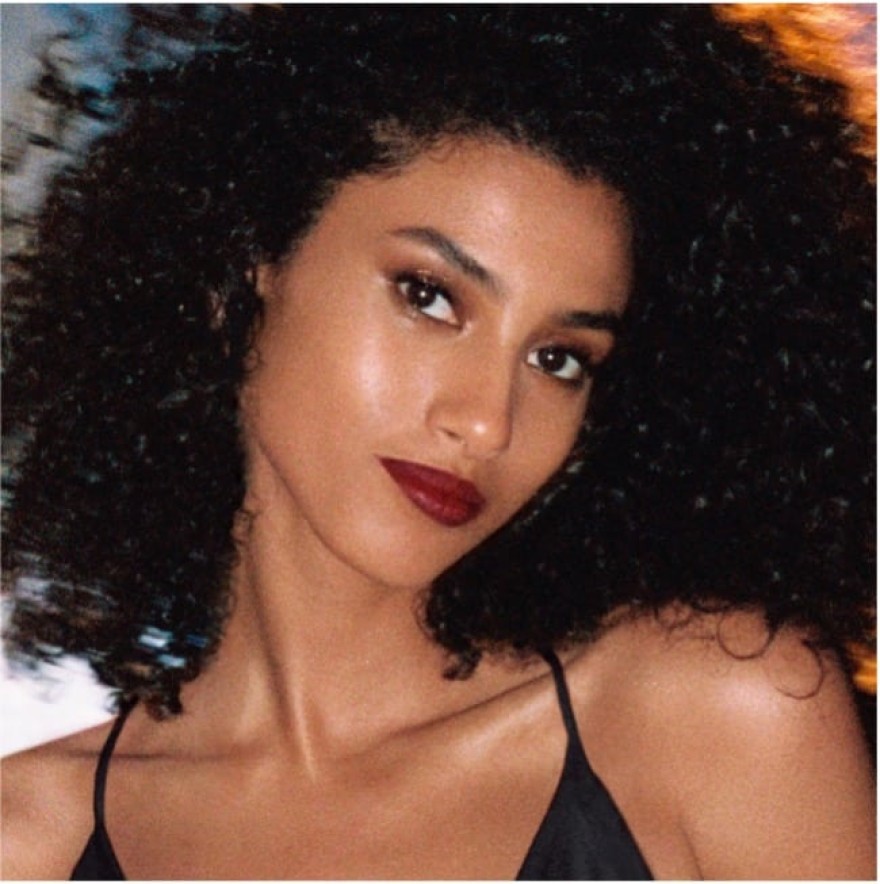 Νέα Global Brand Ambassador για την Estée Lauder