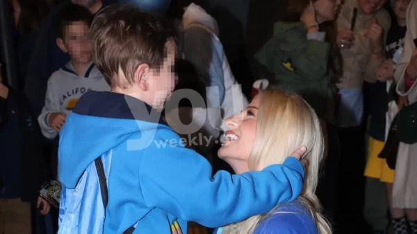 «Αγαπημένη μου Μαμάκα...» - Ξέσπασε σε κλάματα η Φαίη Σκορδά με γράμμα που της έγραψε ο γιος της για να της ευχηθεί