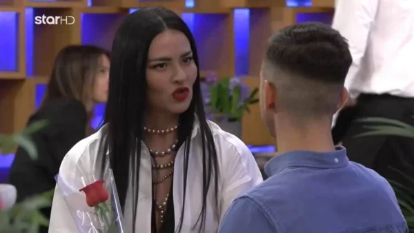 First Dates: Χαμός στο twitter με τον «κρυφό γιό» του Κυριάκου Μητσοτάκη - «Δεν μοιάζει λίγο με τον γιο του Κούλη; Είναι και γουρλομάτικο»