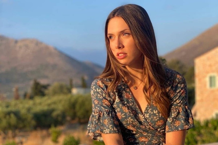 Η Γη της Ελιάς Μυρτάλη θάνατος