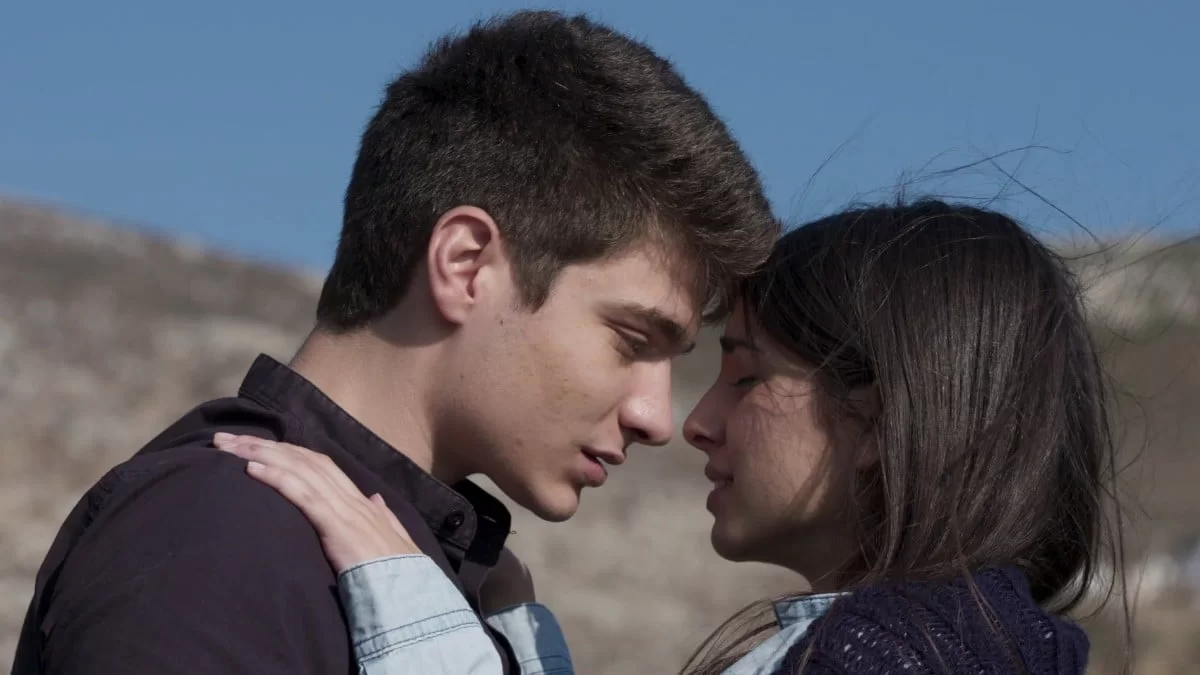 Η Γη της Ελιάς αποκλειστικό: Βαρύ το κλίμα για την Βασιλική - Το "αντίο" στον Φίλιππο