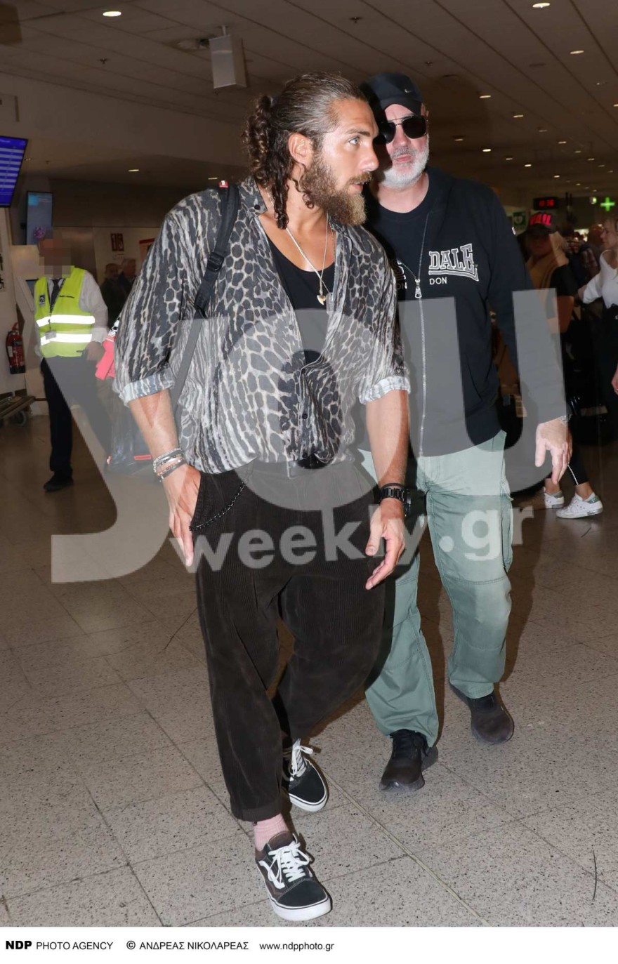 Survivor  - Κόρομι