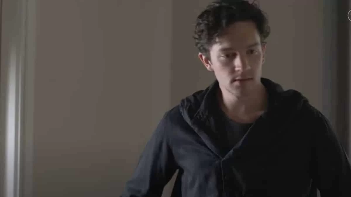 Μαύρο Ρόδο (24/5): Περιμένει το παιδί του αλλά δεν θέλει να τον ξαναδεί ποτέ - Σε άθλια κατάσταση ο Πέτρος εξαιτίας της Ελισάβετ