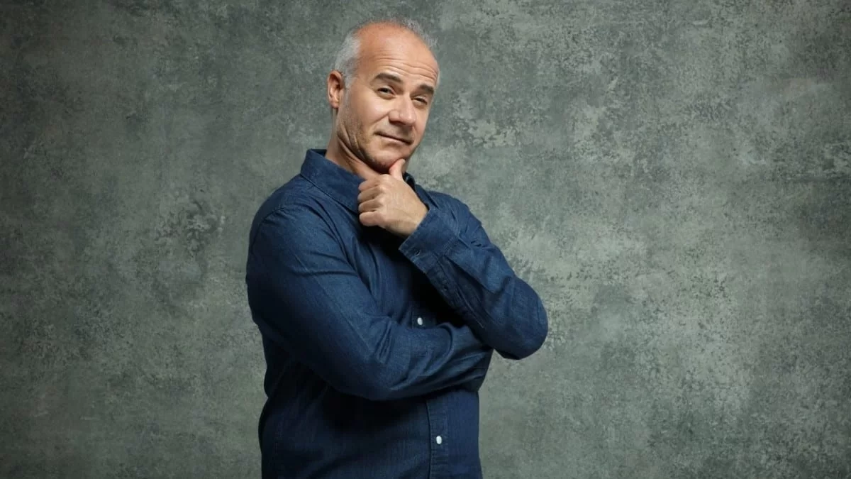 Επιστρέφει μετά από 5 χρόνια σιωπής - Με δικό του late night show ο Γιώργος Μητσικώστας