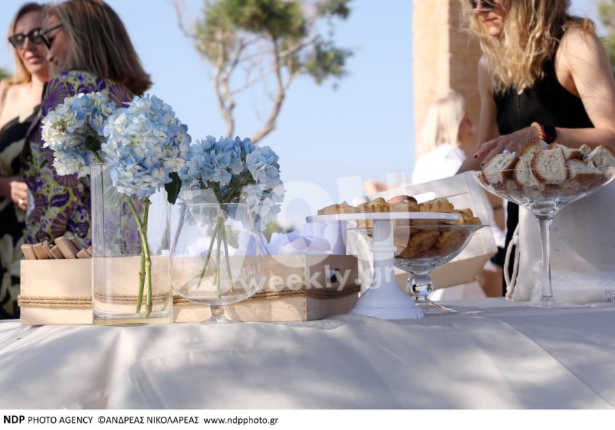 Μουζουράκης γάμος