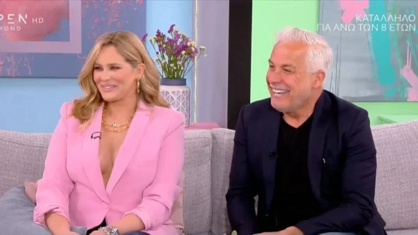 «Υπάρχουν ατυχίες, προσευχηθήκαμε πολύ» - Συγκινήθηκαν Χριστόπουλος και Μπραντ με την εξομολόγηση για το δεύτερο παιδάκι τους